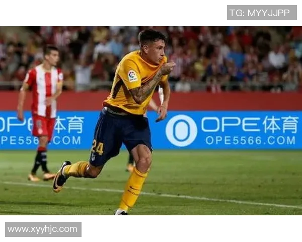 现役足球明星中最具影响力的三位后卫解析与比较